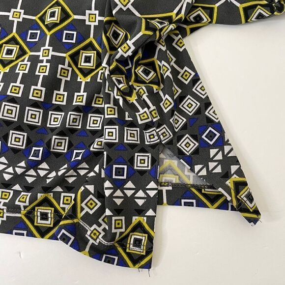 NEW! JM Collection| Medium| Soft| Flowy| Bollywood| Geometric print - Picture 7 of 14